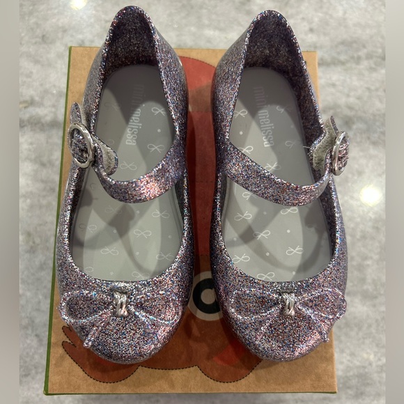 Mini Melissa Other - Mini Melissa Silver Glitter MiniWLove Size 8